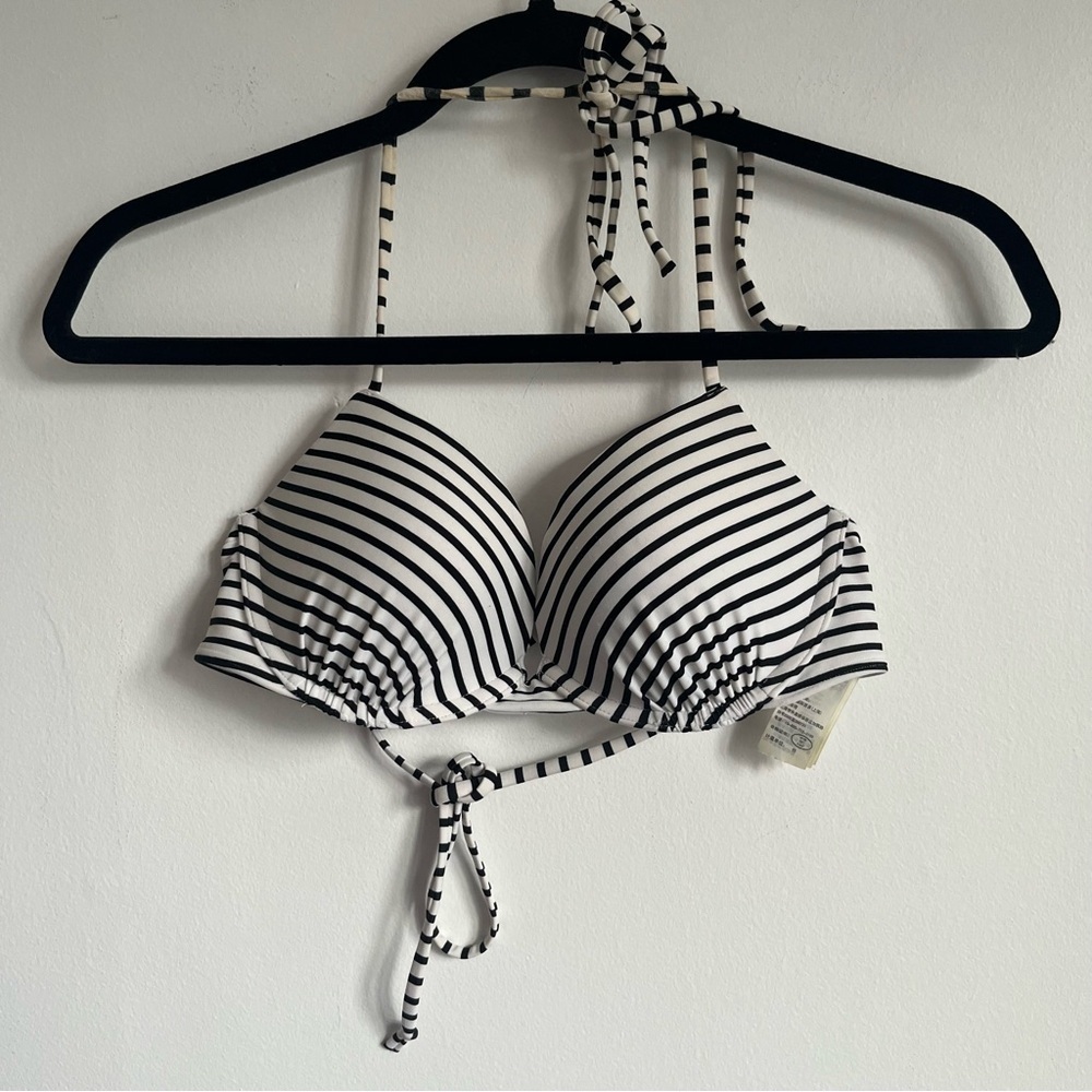 Hollister Women Halter Push-Up Striped Black White Swimsuit Bikini Top 32C